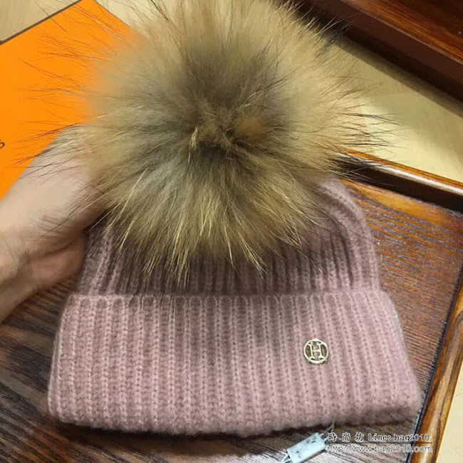 愛馬仕HERMES 秋冬新款 時尚爆款狐狸毛球羊絨帽 LLWJ8716